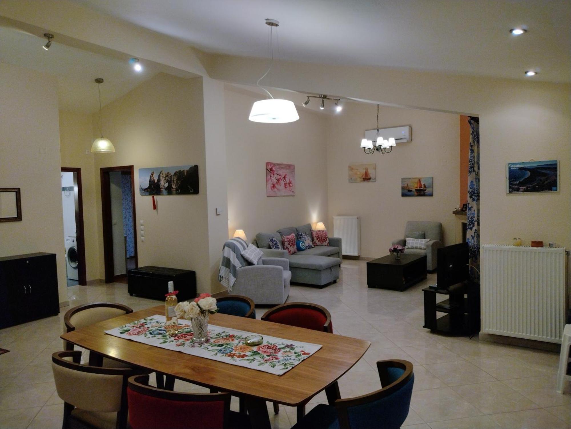 Apartamento Rhodon House Skiathos Exterior foto